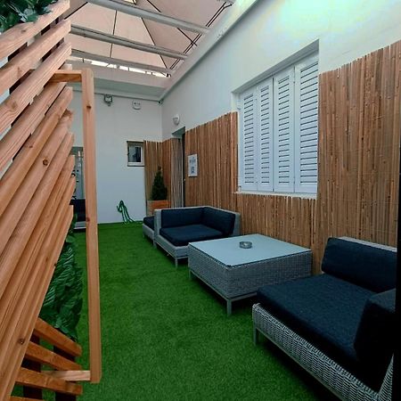 Athena City Apartment ภายนอก รูปภาพ